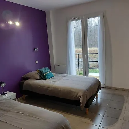 Pavilion - T3 Duplex, Avec Terrasse Et Parking * Montagnat